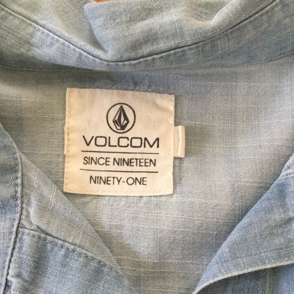 Volcom Chambray Denim Button Down Shirt - Picture 6 of 10